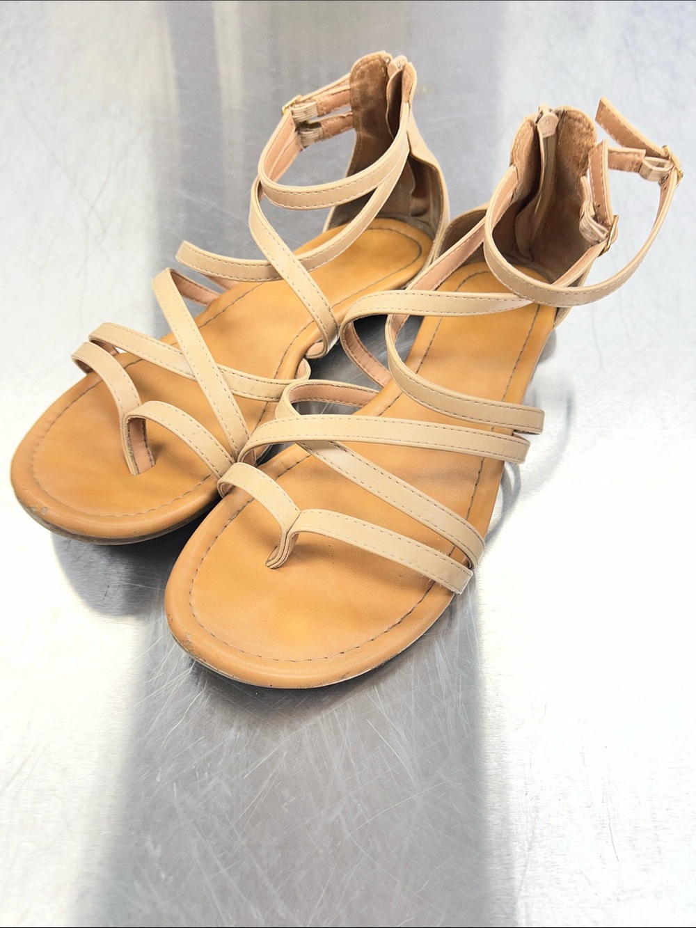 Dream Pairs Tan Women's Sandals sz 11